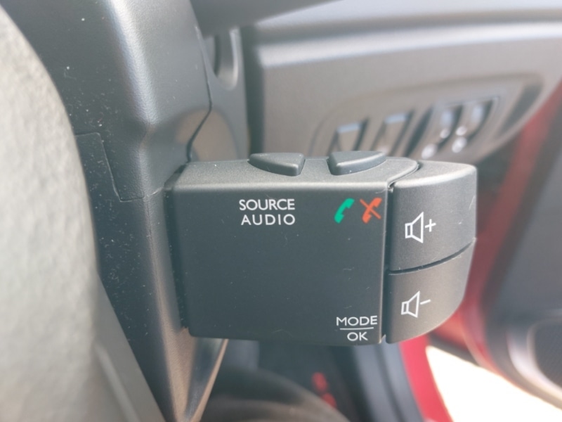 Used Renault Captur 2019 for sale - 76403737: Photo 19