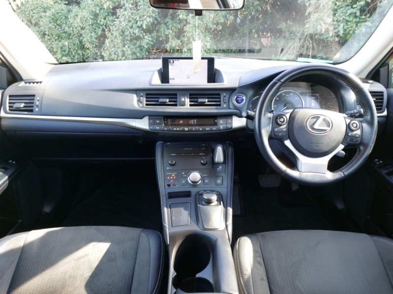 Used Lexus CT 2018 for sale - 78125702: Photo 2