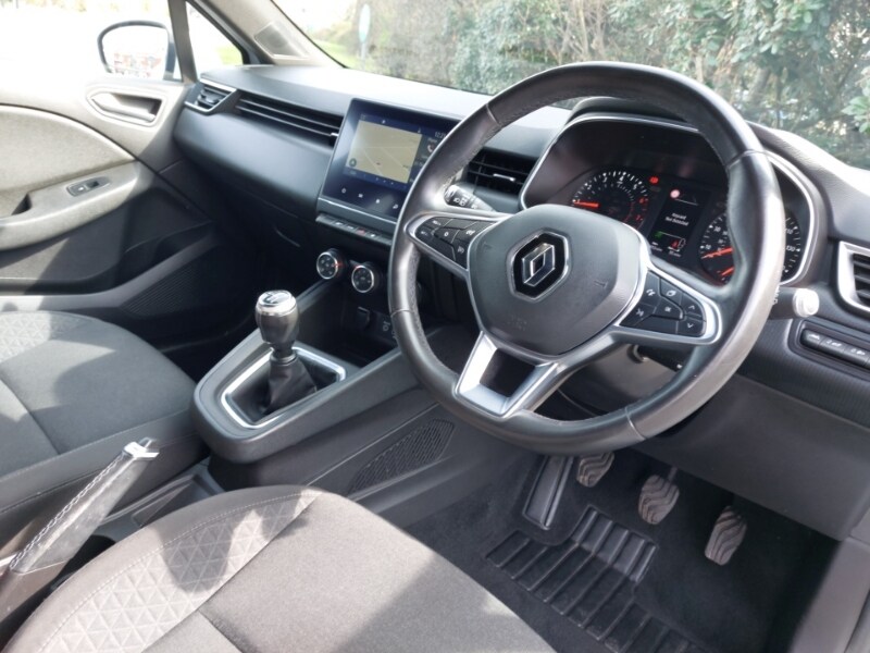 Used Renault Clio 2020 for sale - 77963931: Photo 11