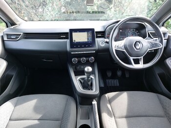 Used Renault Clio 2020 for sale - 77963931: Photo