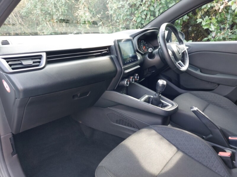 Used Renault Clio 2020 for sale - 77963931: Photo 5