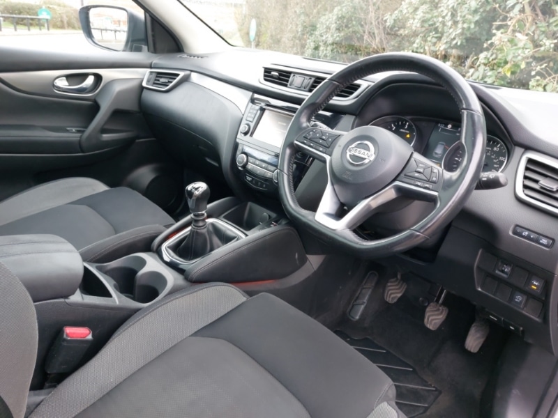 Used Nissan Qashqai 2017 for sale - 77873794: Photo 11