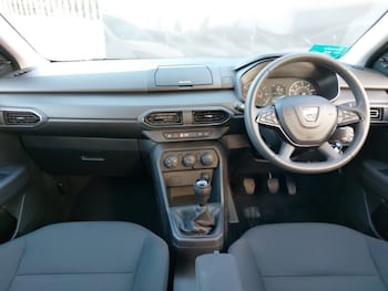 Used Dacia Sandero 2022 for sale - 76242223: Photo