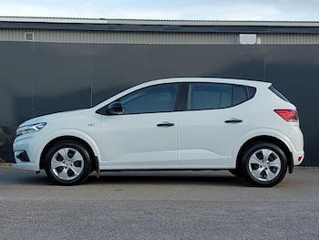 Used Dacia Sandero 2022 for sale - 76242223: Photo