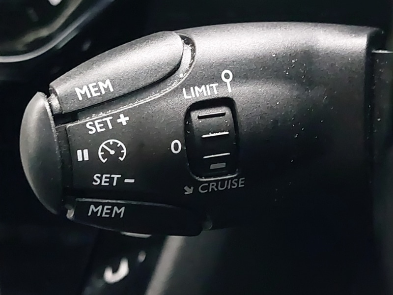 Used Peugeot 2008 2022 for sale - 76947193: Photo 16