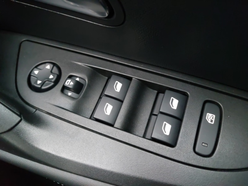 Used Peugeot 2008 2022 for sale - 76947193: Photo 19