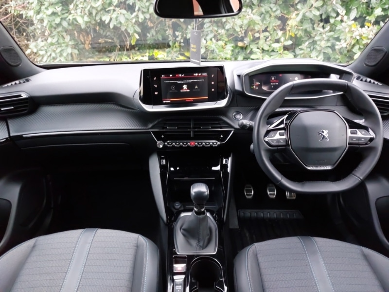 Used Peugeot 2008 2022 for sale - 76947193: Photo 2