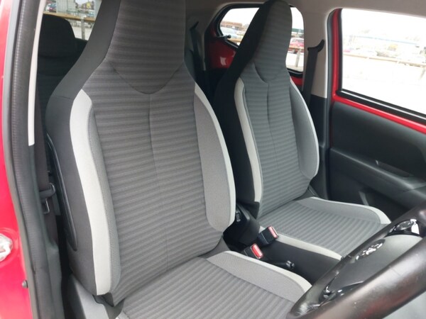 Used Toyota AYGO 2019 for sale - 76275512: Photo 10