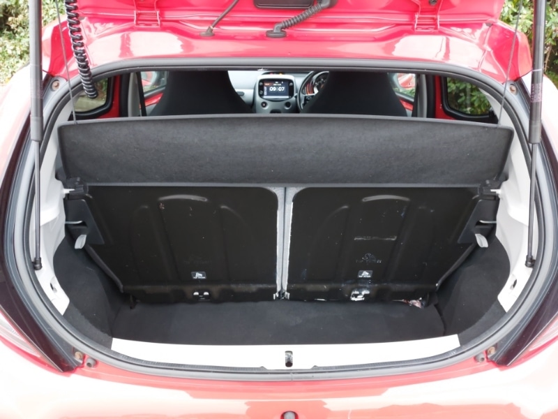 Used Toyota AYGO 2019 for sale - 76275512: Photo 8