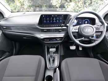 Used Hyundai BAYON 2025 for sale - 78634857: Photo