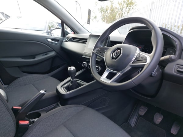 Used Renault Clio 2023 for sale - 76268883: Photo 11