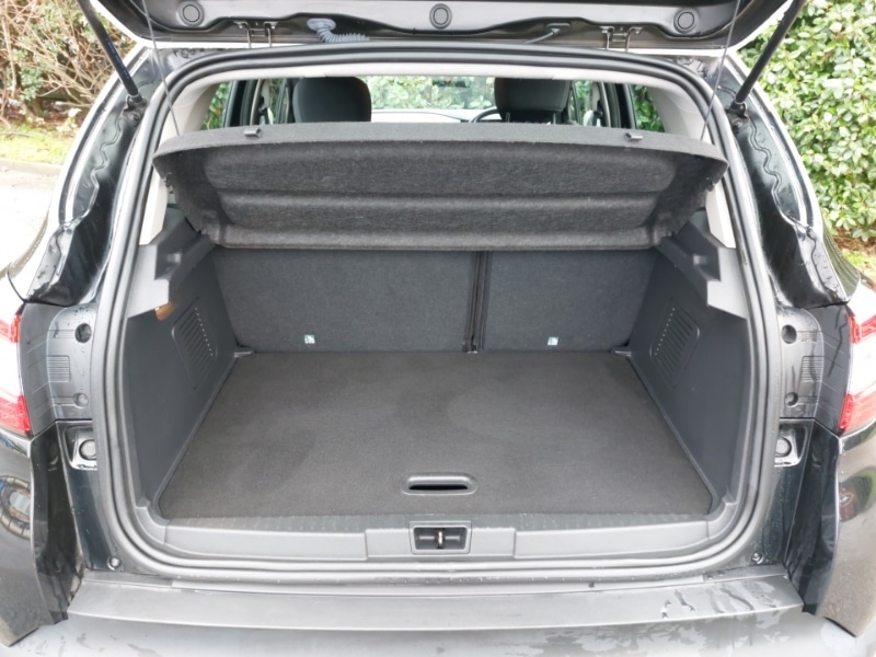 Used Renault Captur 2017 for sale - 77352290: Photo 8