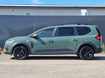 Used Dacia Jogger 2025 for sale - 79452289: Photo