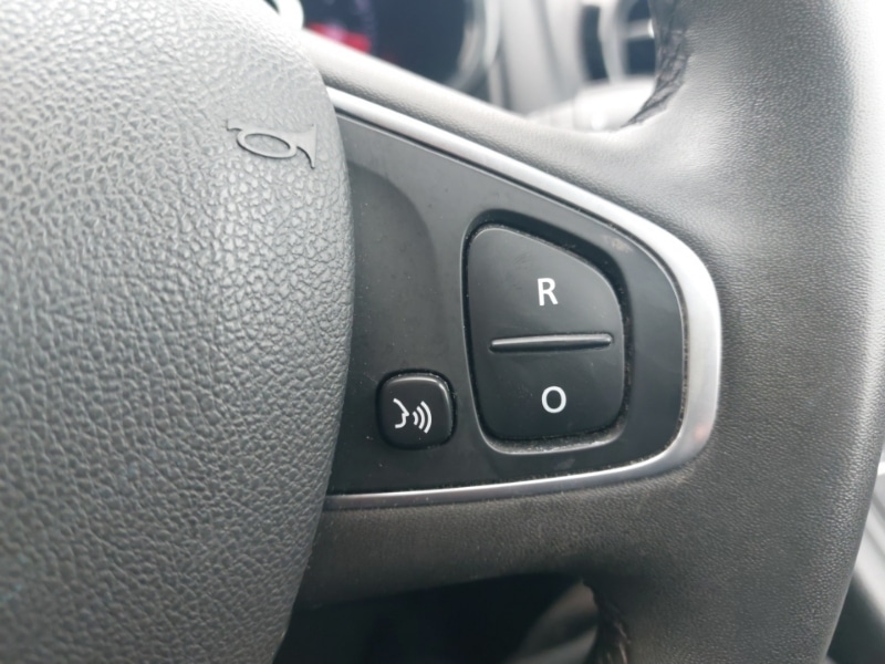 Used Renault Clio 2018 for sale - 77605729: Photo 12