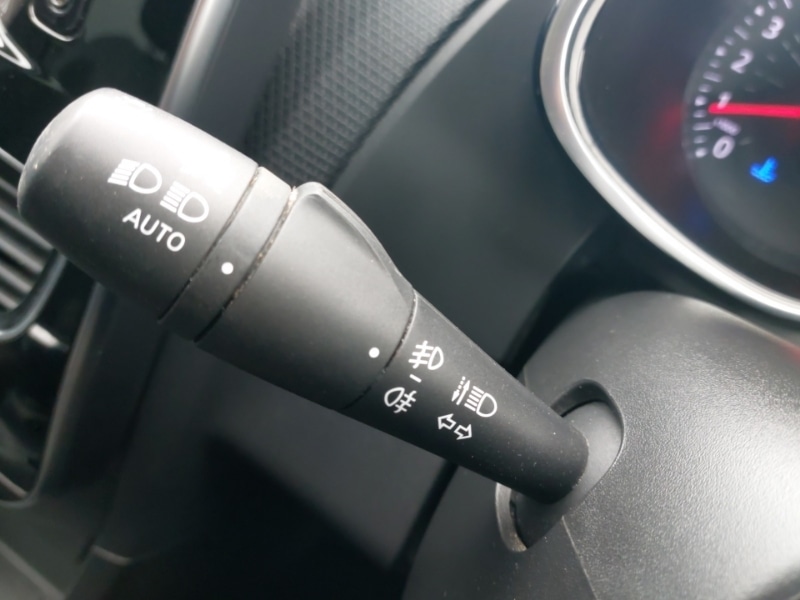 Used Renault Clio 2018 for sale - 77605729: Photo 15