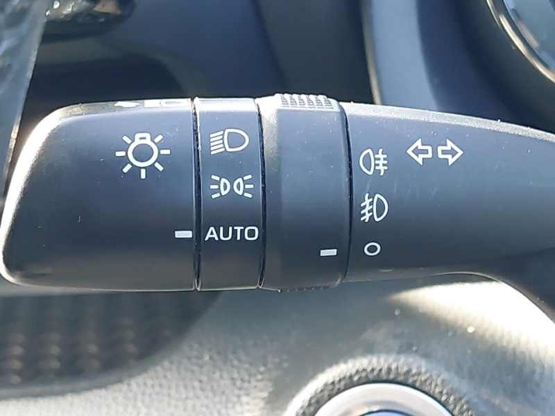 Used Toyota Yaris 2021 for sale - 77832136: Photo 17