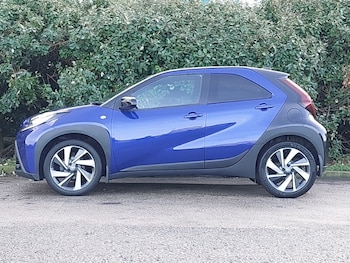 Used Toyota Aygo X 2023 for sale - 76947319: Photo