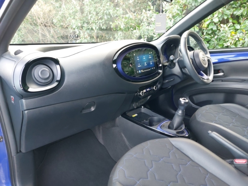 Used Toyota Aygo X 2023 for sale - 76947319: Photo 5