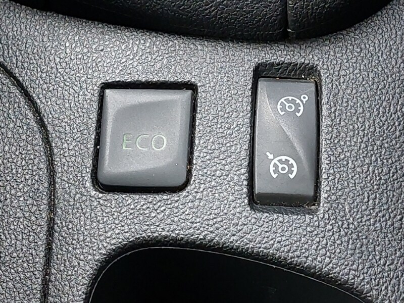 Used Renault Clio 2017 for sale - 77651903: Photo 18