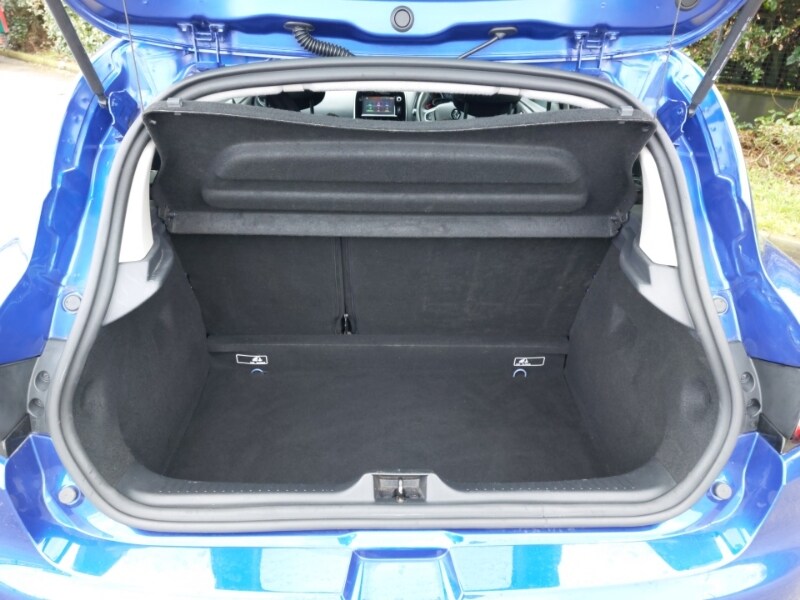 Used Renault Clio 2017 for sale - 77651903: Photo 8