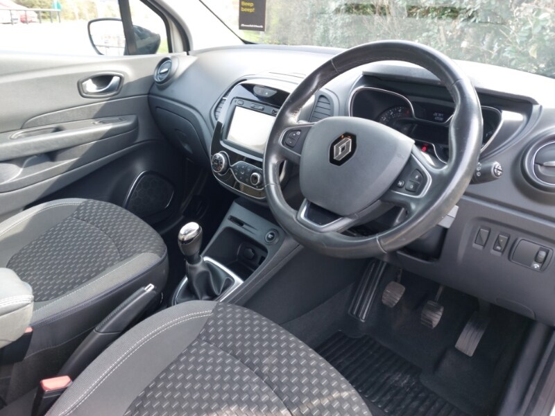 Used Renault Captur 2018 for sale - 77963928: Photo 11