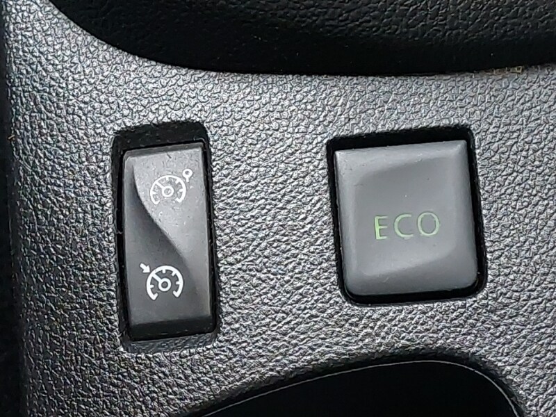 Used Renault Captur 2018 for sale - 77963928: Photo 19