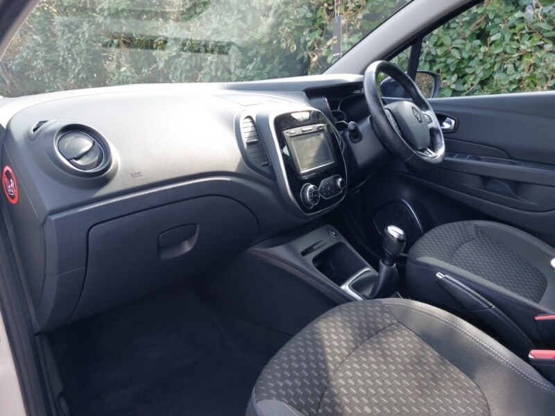 Used Renault Captur 2018 for sale - 77963928: Photo 5