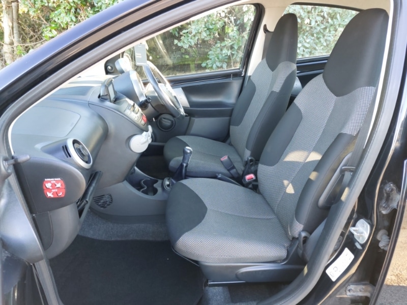 Used Toyota AYGO 2014 for sale - 77816542: Photo 5