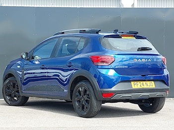 Used Dacia Sandero Stepway 2024 for sale - 78580053: Photo
