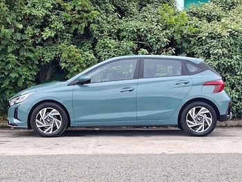 Used Hyundai i20 2023 for sale - 78976961: Photo
