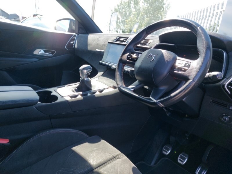 2019 DS Automobiles DS 7 1.2 PureTech Performance Line 5dr Hatchback Petrol Manu - Picture 11 of 19