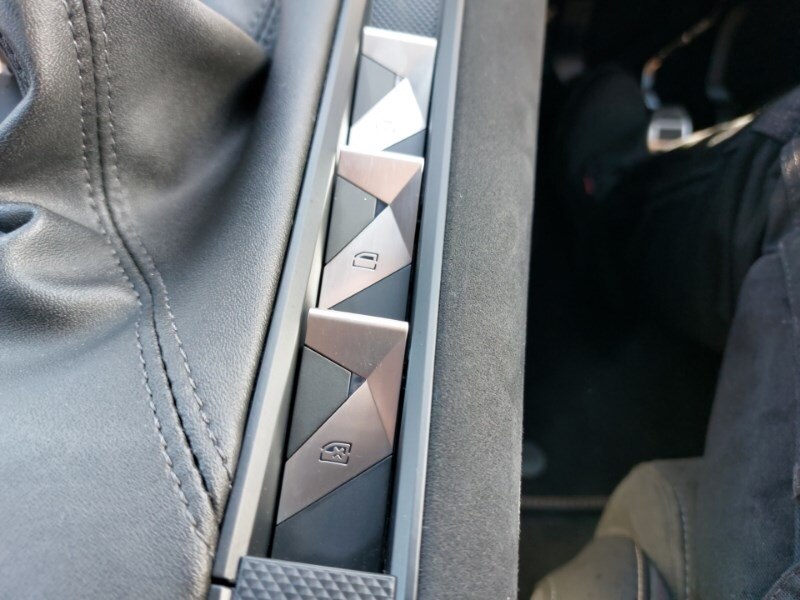 2019 DS Automobiles DS 7 1.2 PureTech Performance Line 5dr Hatchback Petrol Manu - Picture 16 of 19