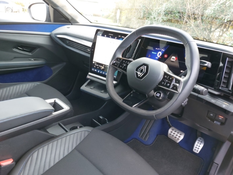 Used Renault Scenic E-Tech 2024 for sale - 77933268: Photo 11