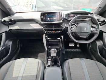 Used Peugeot 2008 2023 for sale - 79368141: Photo