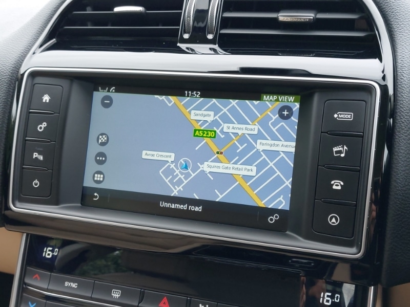 Used Jaguar XE 2025 for sale - 76331621: Photo 13