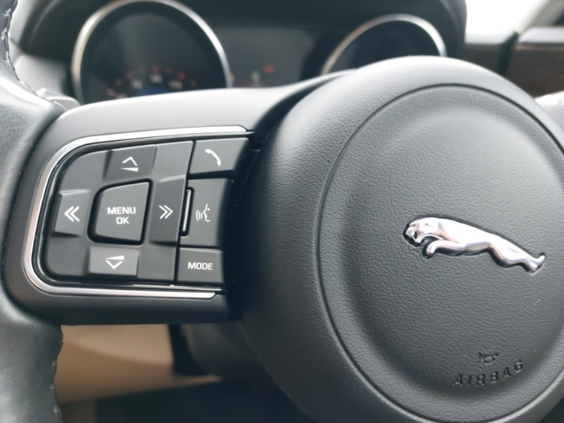 Used Jaguar XE 2025 for sale - 76331621: Photo 17