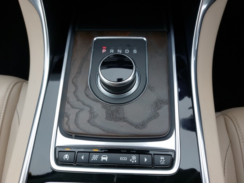 Used Jaguar XE 2025 for sale - 76331621: Photo 18