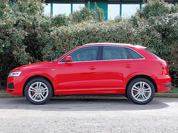 Used Audi Q3 2018 for sale - 79056235: Photo