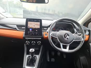 Used Renault Captur 2020 for sale - 79737188: Photo
