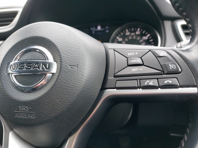 Used Nissan Qashqai 2017 for sale - 77988057: Photo 17