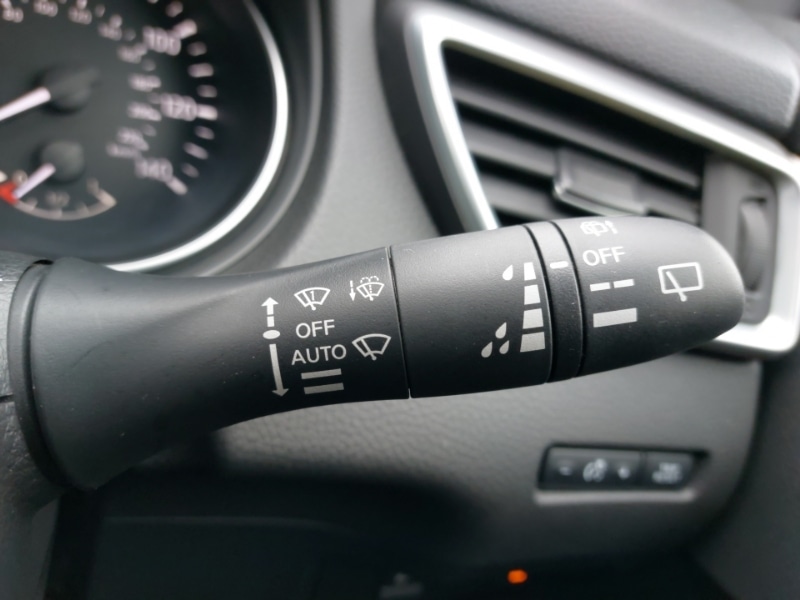 Used Nissan Qashqai 2017 for sale - 77988057: Photo 19