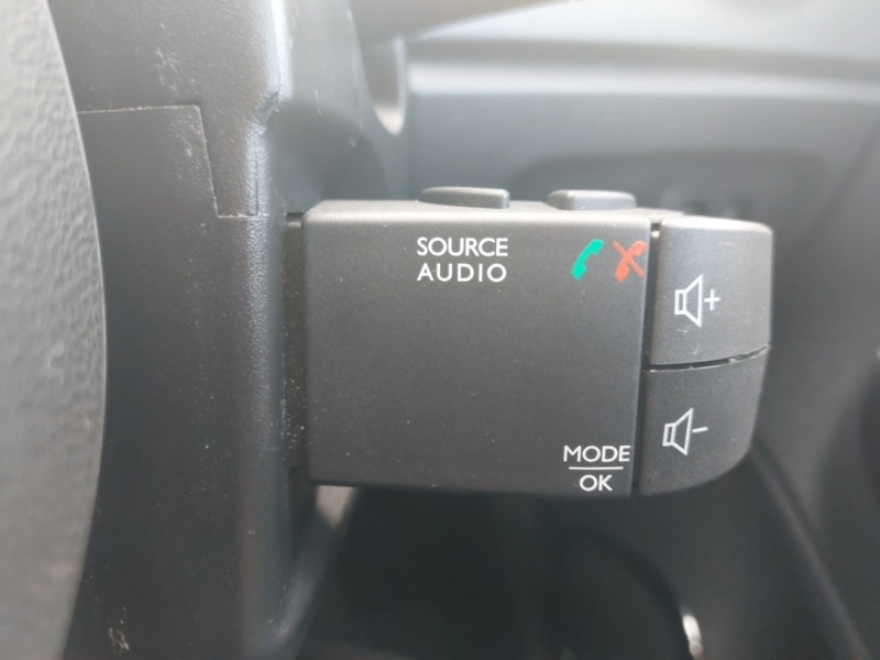 Used Renault Captur 2016 for sale - 76403752: Photo 16