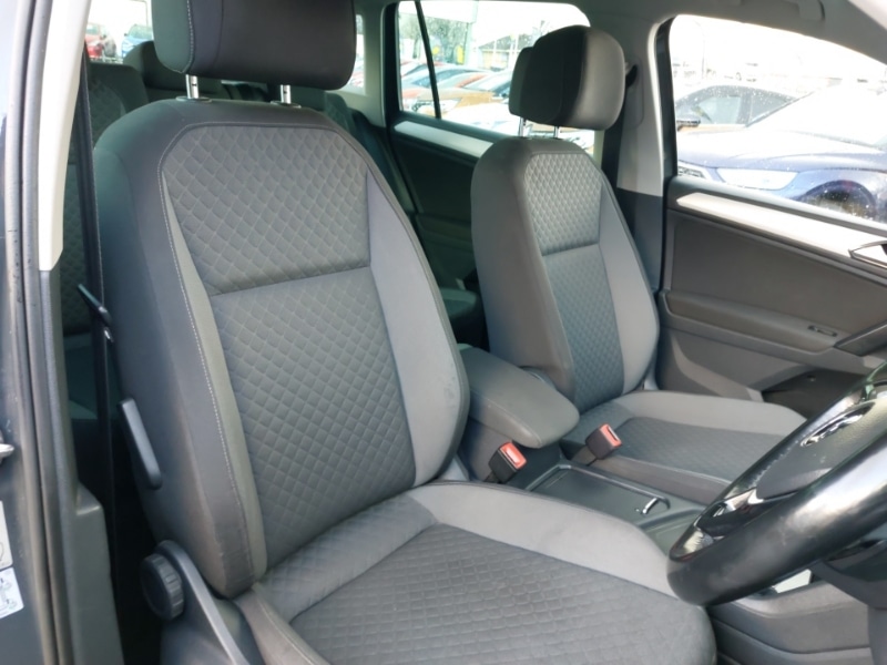 Used Volkswagen Tiguan 2017 for sale - 76630572: Photo 10