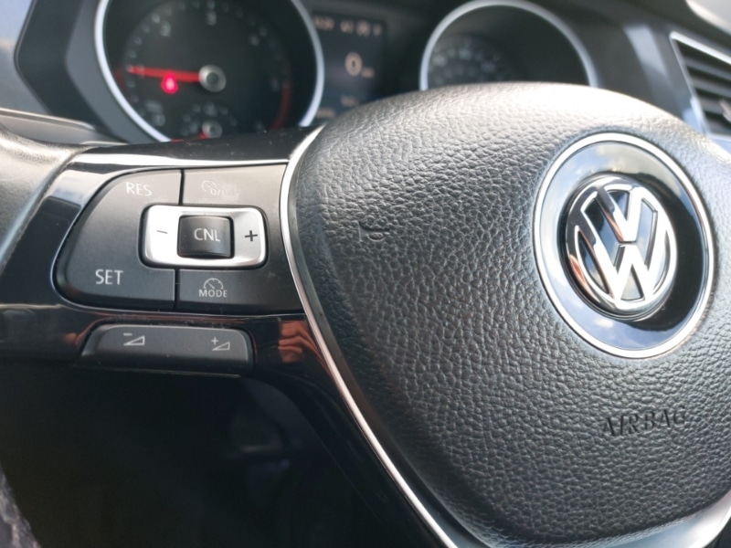 Used Volkswagen Tiguan 2017 for sale - 76630572: Photo 16