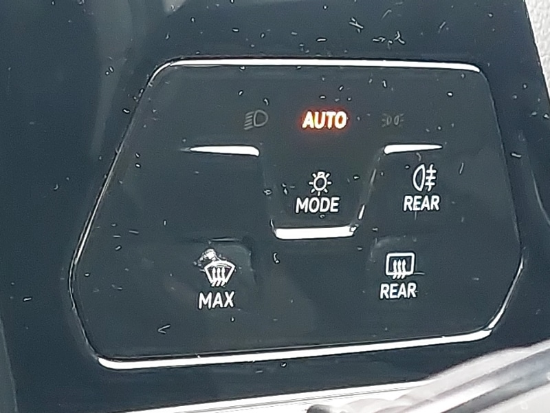 Used Volkswagen Golf 2024 for sale - 76556163: Photo 17