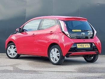 Used Toyota AYGO 2016 for sale - 78342365: Photo