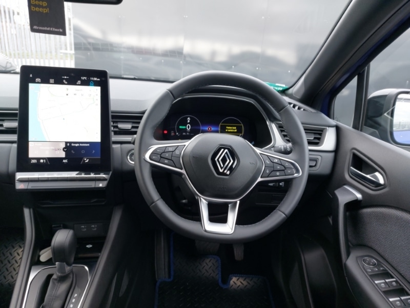 Used Renault Captur 2025 for sale - 77630189: Photo 2