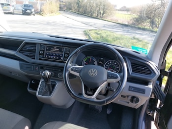 Used Volkswagen Transporter 2021 for sale - 77939088: Photo