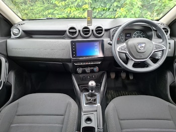 Used Dacia Duster 2022 for sale - 78976974: Photo