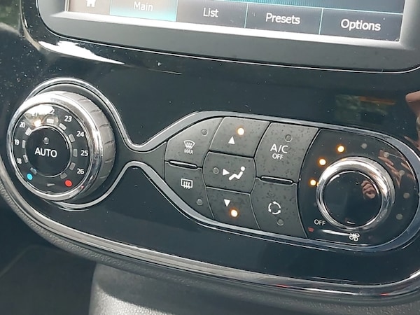 Used Renault Captur 2017 for sale - 76275514: Photo 15